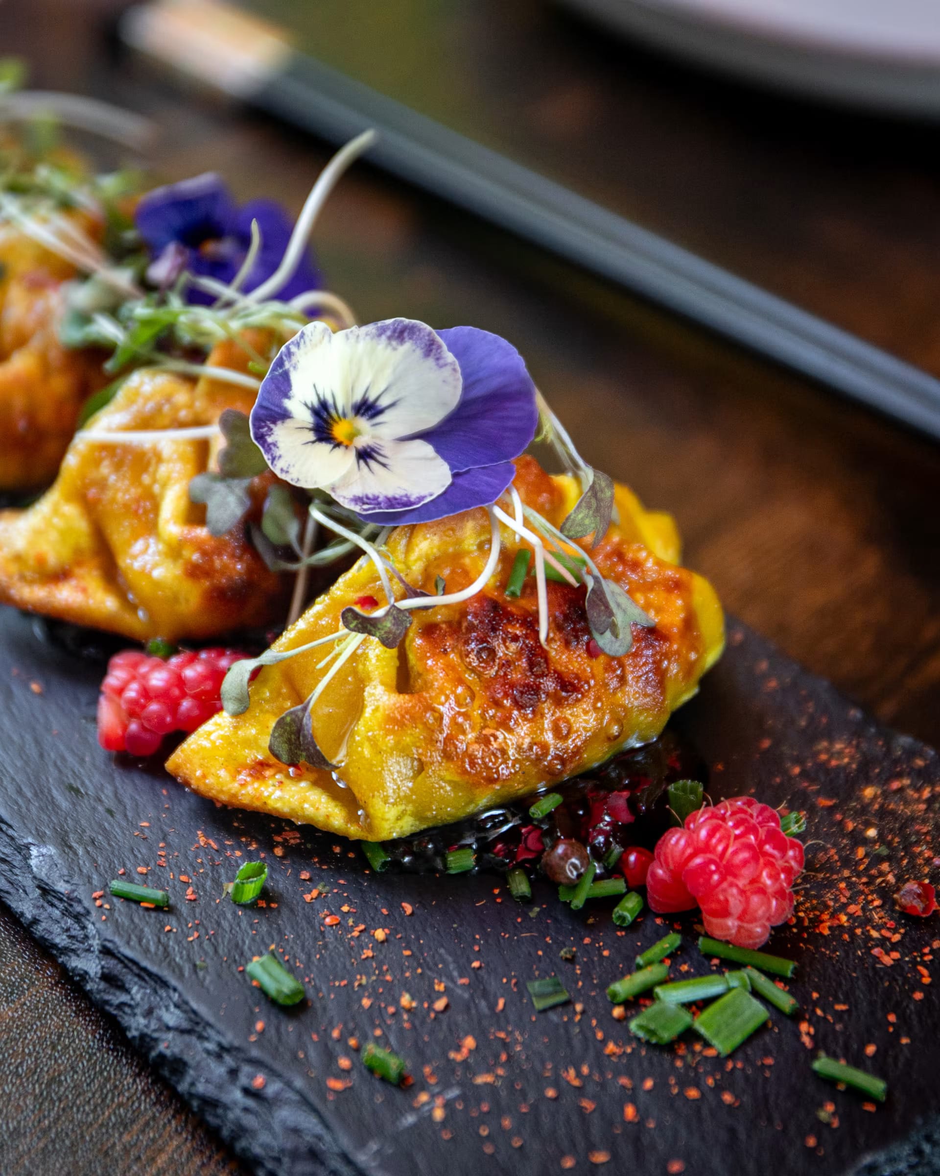 Bar do Roots Experience com decoração eclética